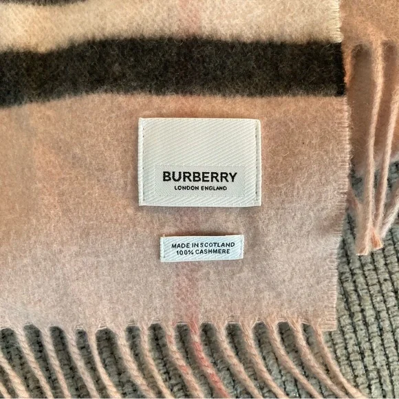 Burberry Pink and Black Checkered Scarf 100% Cashmere - Picture 3 of 3